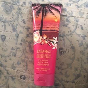 BBW Passionfruit & Banana Flower Body Cream